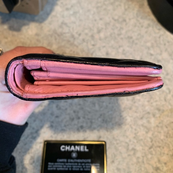 SOLD Authentic Chanel quilted black wallet - Picture 5 of 10